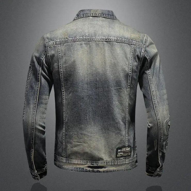 2023 men's retro denim jacket, casual high street fashion with frayed design.
